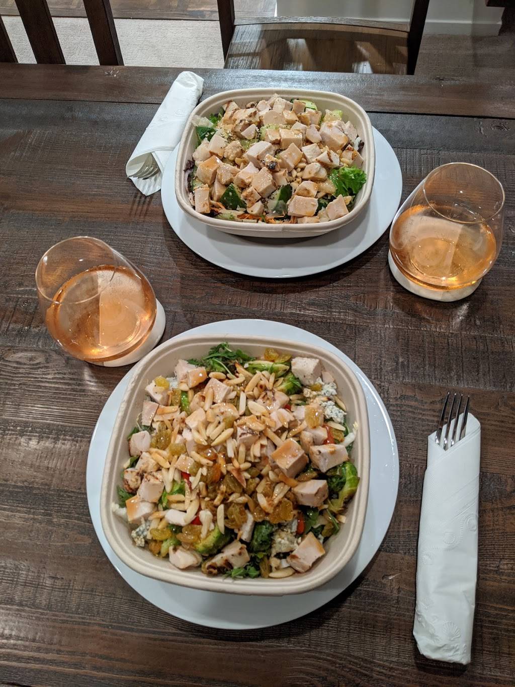 Winner Winner Chicken | restaurant | 84 Hillsdale Shopping Center, San Mateo, CA 94403, USA | 6503152240 OR +1 650-315-2240