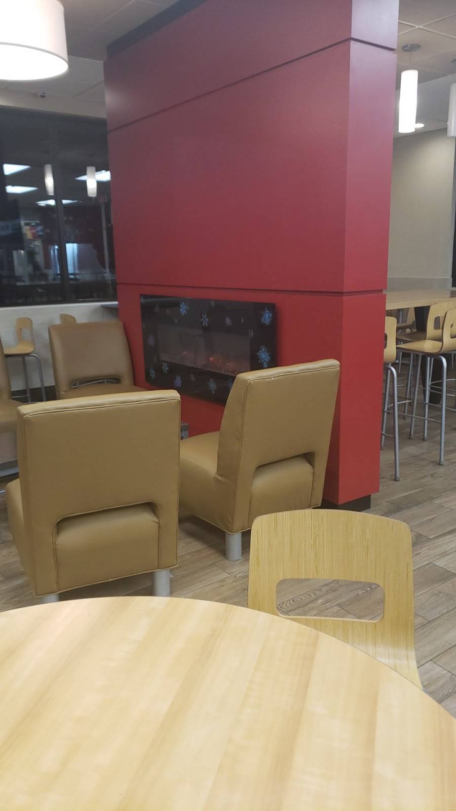 Wendys | restaurant | 521 N Line St, Columbia City, IN 46725, USA | 2602443620 OR +1 260-244-3620