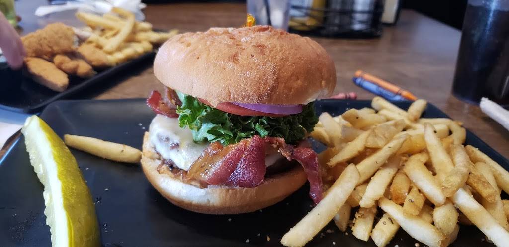 B2B Burgers 2 Beer Highland Heights | restaurant | 6323 Wilson Mills Rd, Highland Heights, OH 44143, USA | 4404461234 OR +1 440-446-1234