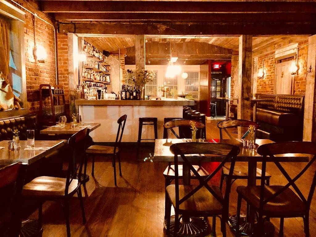 Tavern & Grocery | restaurant | 333 W Main St, Charlottesville, VA 22903, USA | 4342937403 OR +1 434-293-7403