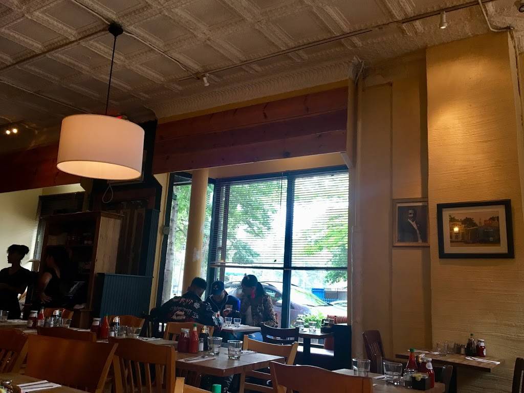 Peaches | restaurant | 393 Lewis Ave, Brooklyn, NY 11233, USA | 7189424162 OR +1 718-942-4162