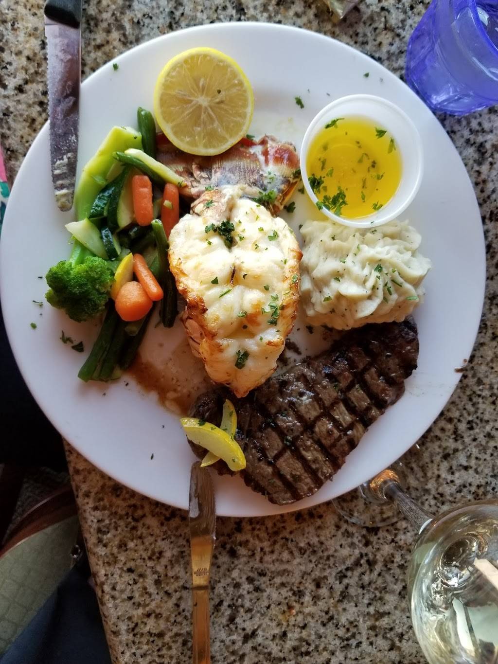 La Casa Cafe | restaurant | 445 Waterside Rd, Northport, NY 11768, USA | 6317577720 OR +1 631-757-7720