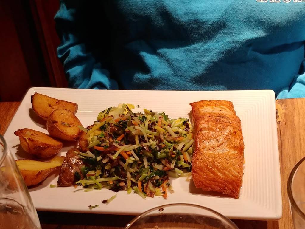 1640 Wine Bar and Kitchen | restaurant | 1640 Whitney Ave, Hamden, CT 06517, USA | 2032878887 OR +1 203-287-8887