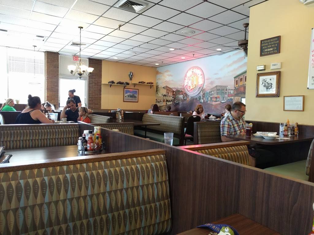 Village Kitchen of Ann Arbor | restaurant | 241 N Maple Rd, Ann Arbor, MI 48103, USA | 7349950054 OR +1 734-995-0054