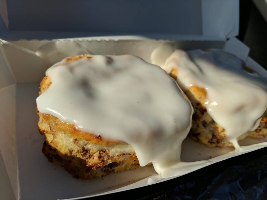 Hardees | restaurant | 409 Algoma Blvd, Oshkosh, WI 54901, USA | 9202317500 OR +1 920-231-7500