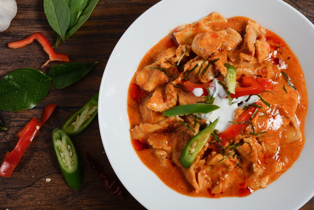 Mai Thai Kitchen | restaurant | 2397 Michael Dr, Newbury Park, CA 91320, USA | 8057163129 OR +1 805-716-3129