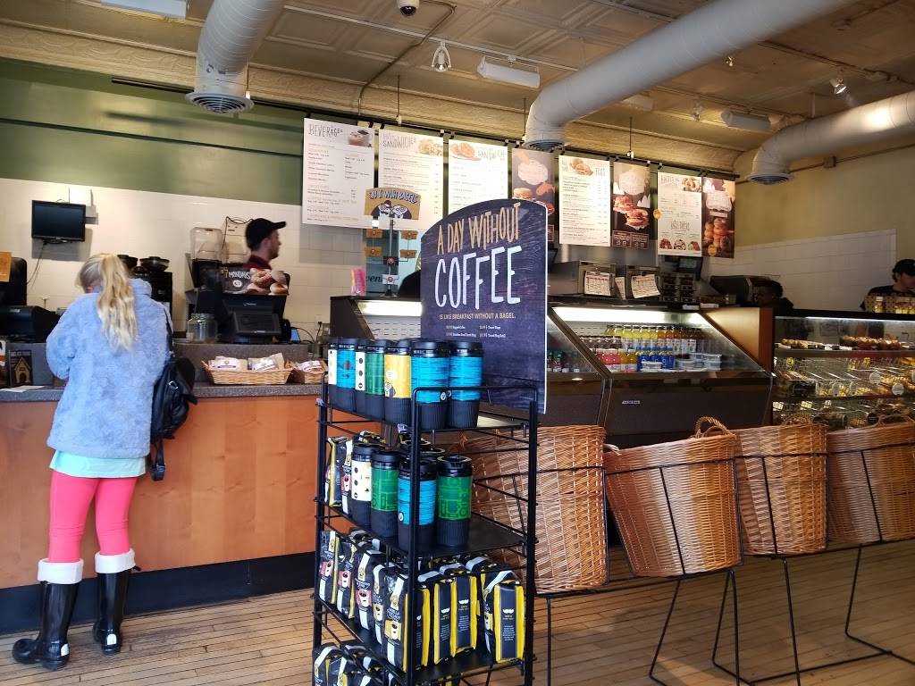 Einstein Bros. Bagels | cafe | 443 N Main St, Glen Ellyn, IL 60137, USA | 6307908881 OR +1 630-790-8881