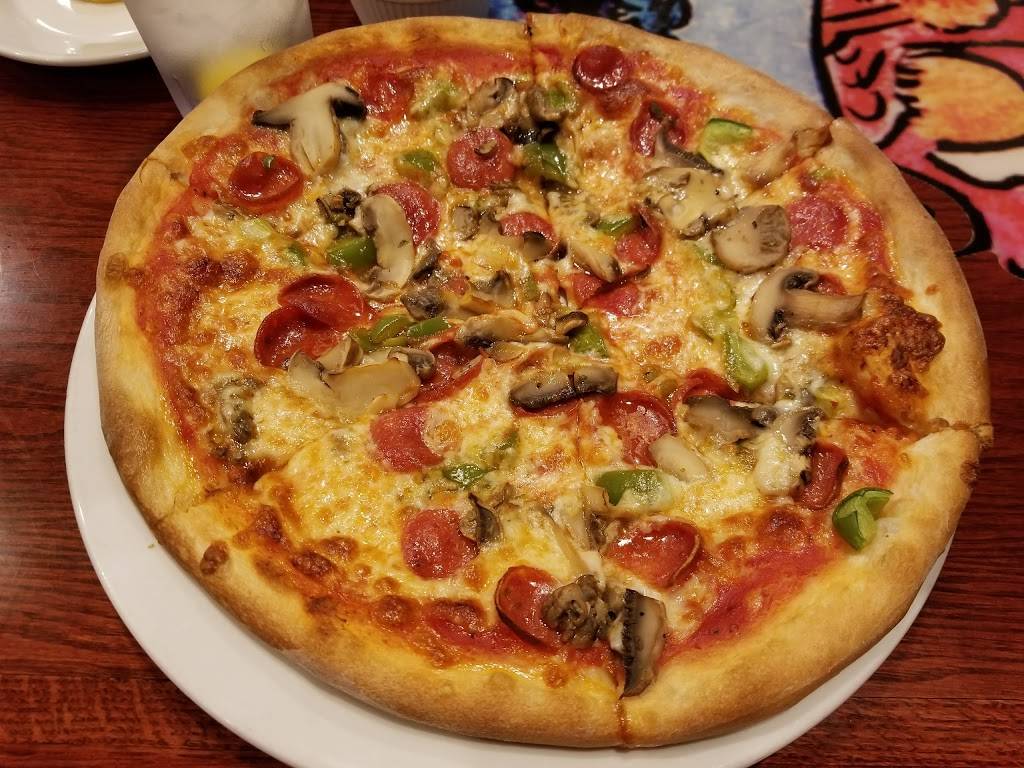 Mamma Lucia | restaurant | 12274 Rockville Pike M, Rockville, MD 20852, USA | 3017704894 OR +1 301-770-4894