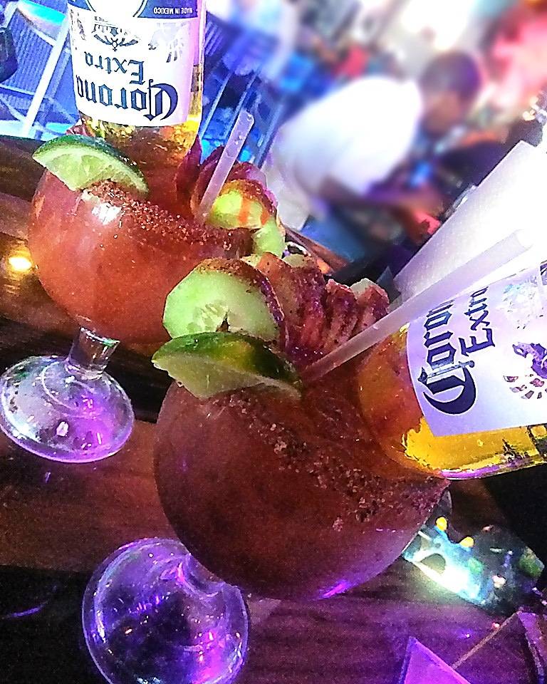 Los Buhos | restaurant | 9428 Parkfield Dr, Austin, TX 78758, USA | 5128140078 OR +1 512-814-0078