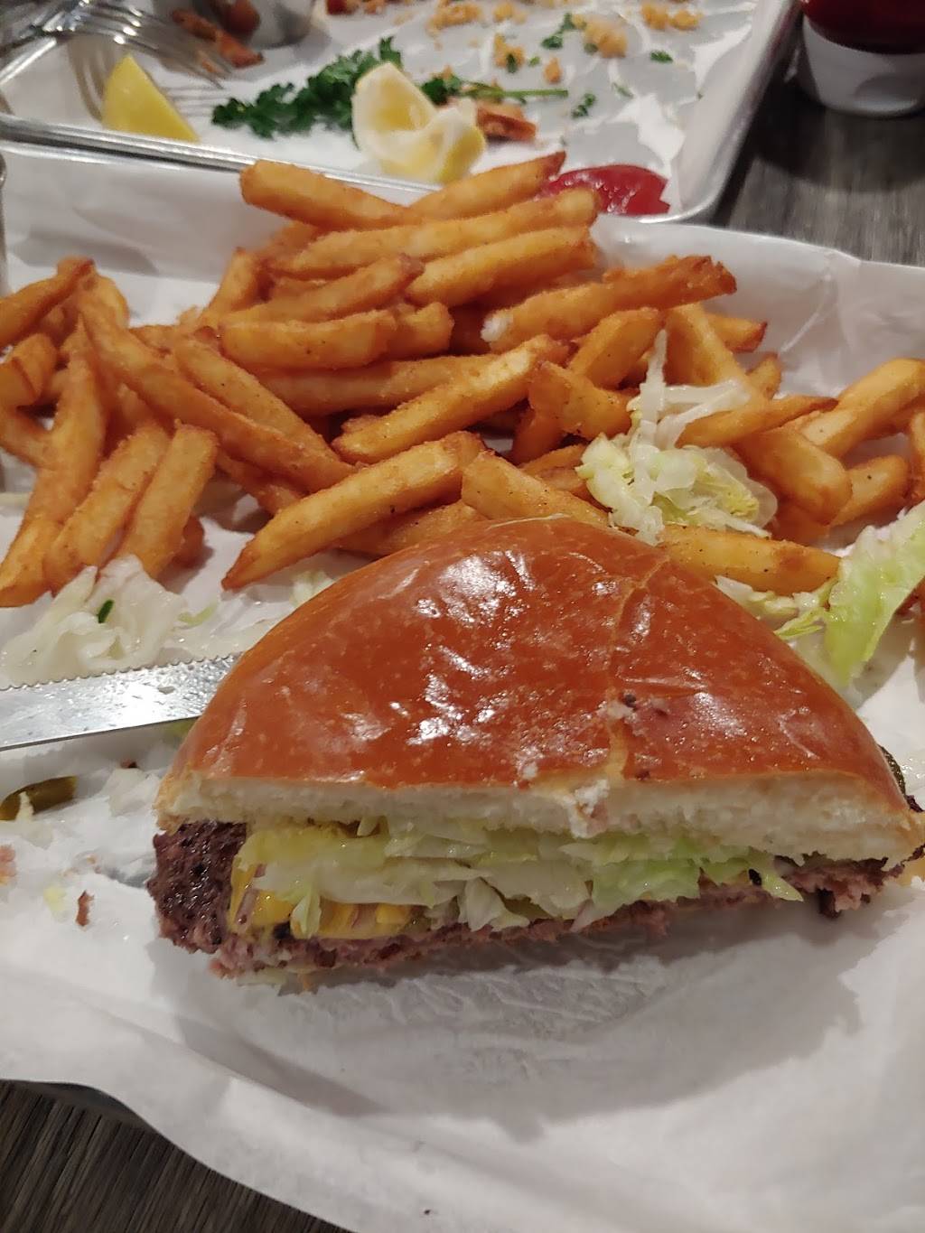 Coastal Grill | restaurant | 1827 Strand St, Galveston, TX 77550, USA | 4097655386 OR +1 409-765-5386