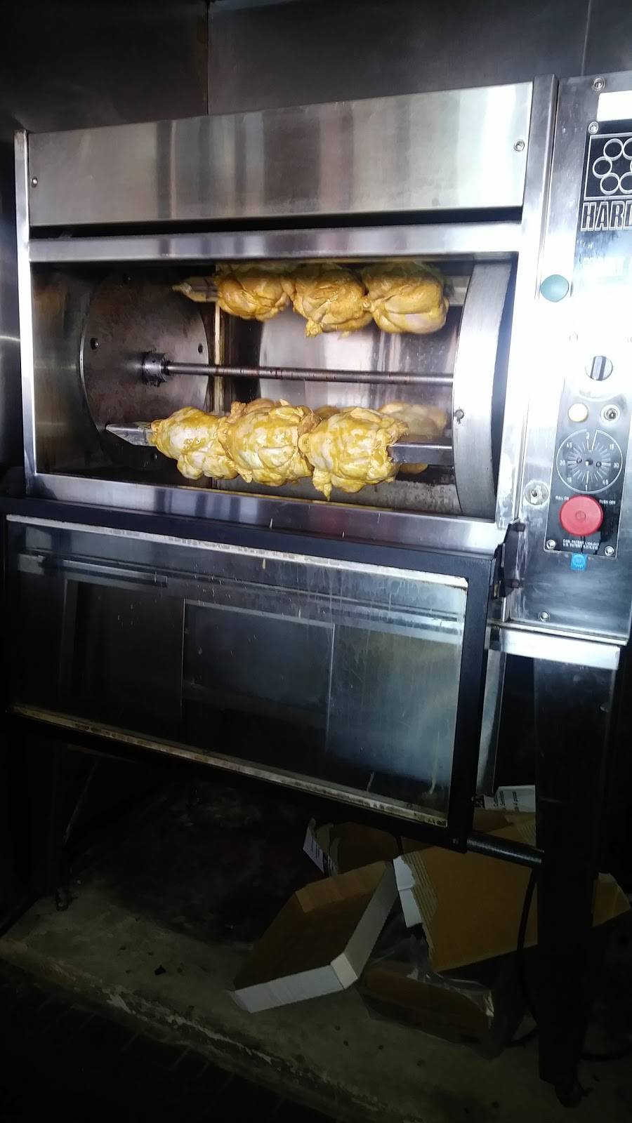 El Sazon De Dona Eva | restaurant | 6560 Market St, Upper Darby, PA 19082, USA | 6103522319 OR +1 610-352-2319