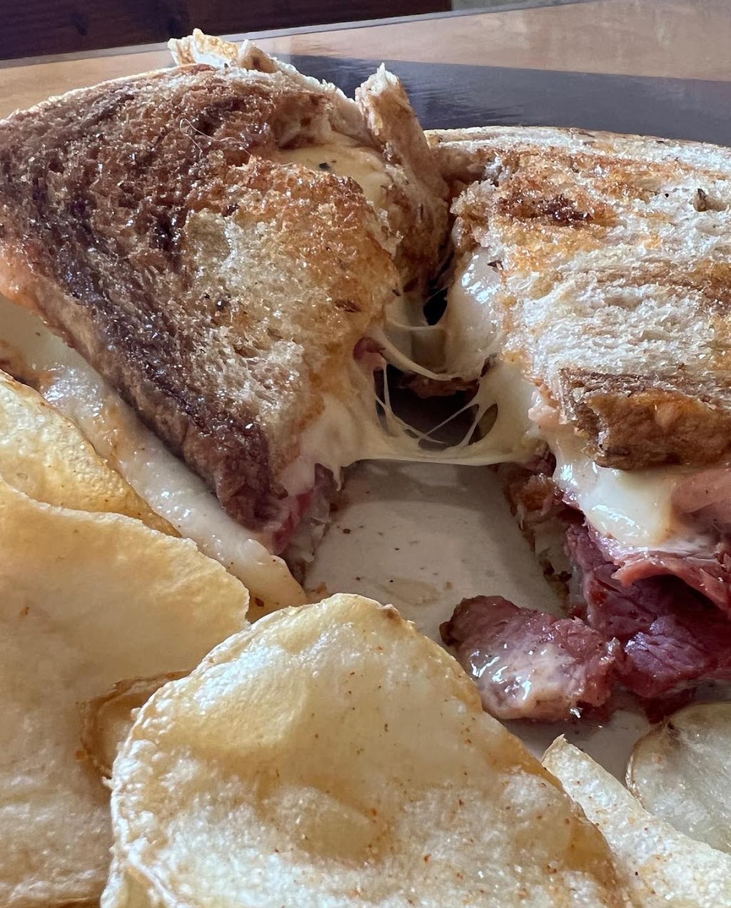 Brave Bull | restaurant | 91115 N Willamette St, Coburg, OR 97408, USA | 5413445077 OR +1 541-344-5077