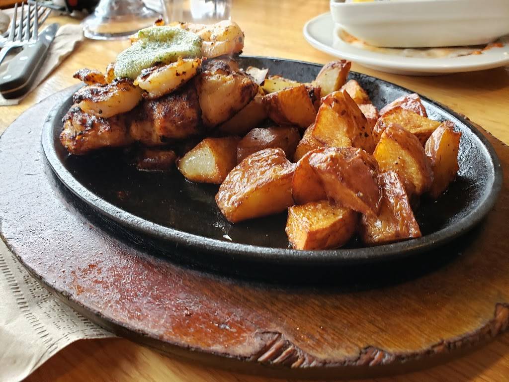 Applebees Grill + Bar | restaurant | 14 Manchester Rd, Derry, NH 03038, USA | 6034325600 OR +1 603-432-5600