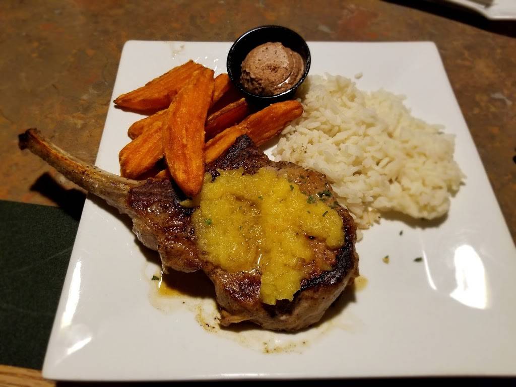 6 Autumns Food & Spirits | restaurant | 3855 IN-127, Angola, IN 46703, USA | 2606243644 OR +1 260-624-3644