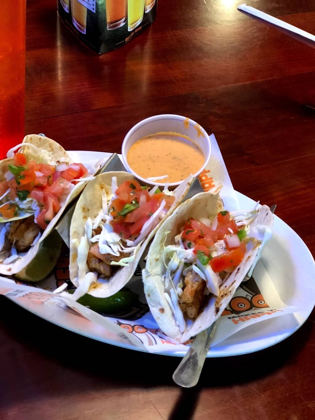 Hooters | restaurant | 6922 Hollywood Blvd #109, Hollywood, CA 90028, USA | 3239623373 OR +1 323-962-3373