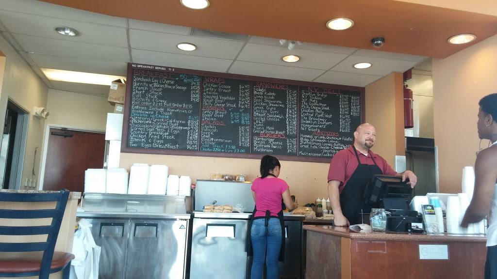 Good Fellas Grill & N Y Deli | restaurant | 14555 Civic Dr suite b, Victorville, CA 92394, USA | 7602452182 OR +1 760-245-2182