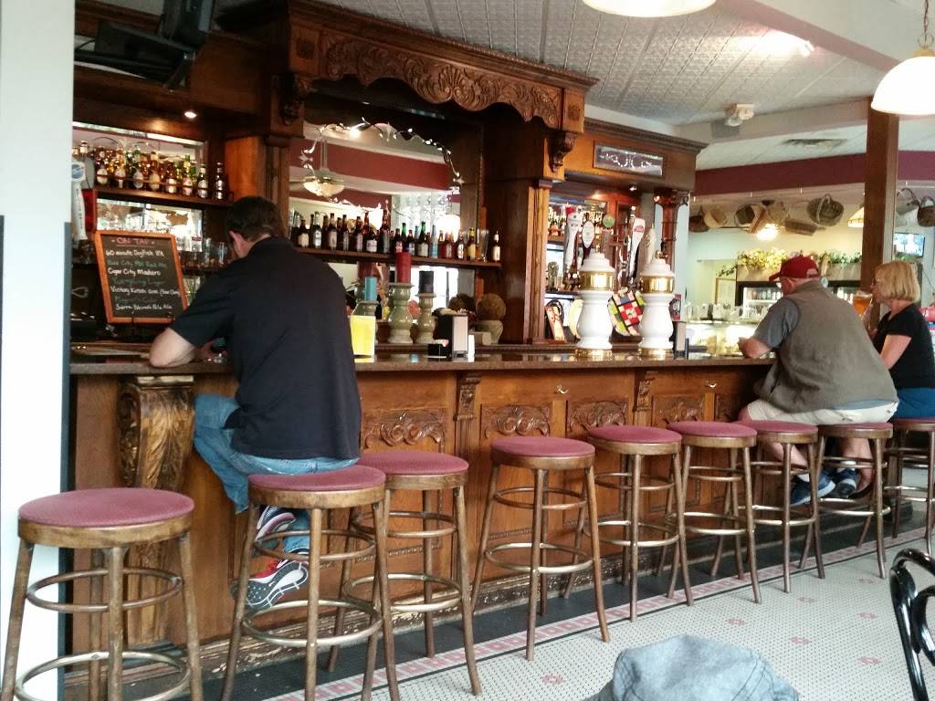 European Street Cafe | cafe | 5500 Beach Blvd, Jacksonville, FL 32207, USA | 9043981717 OR +1 904-398-1717