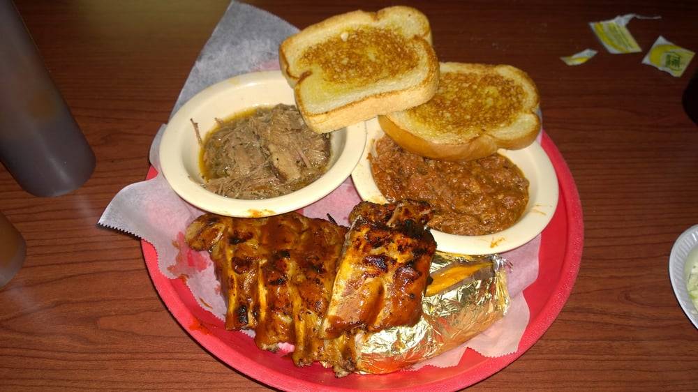 Smoken Pit Bar B Que | restaurant | 1641 N Tamiami Trail, North Fort Myers, FL 33903, USA | 2399977982 OR +1 239-997-7982