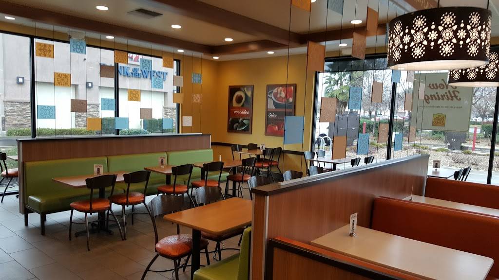 El Pollo Loco | restaurant | 8428 Elk Grove Florin Rd, Elk Grove, CA 95624, USA | 9166822205 OR +1 916-682-2205