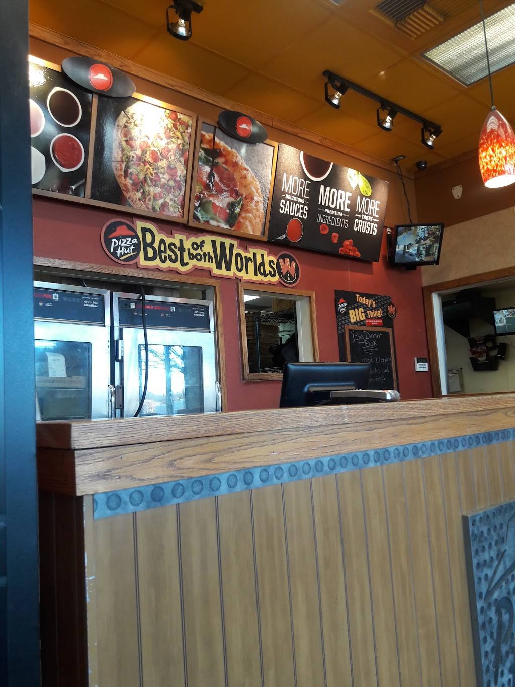 Pizza Hut | restaurant | 1501 Maryland Ave NE A&B, Washington, DC 20002, USA | 2023963300 OR +1 202-396-3300