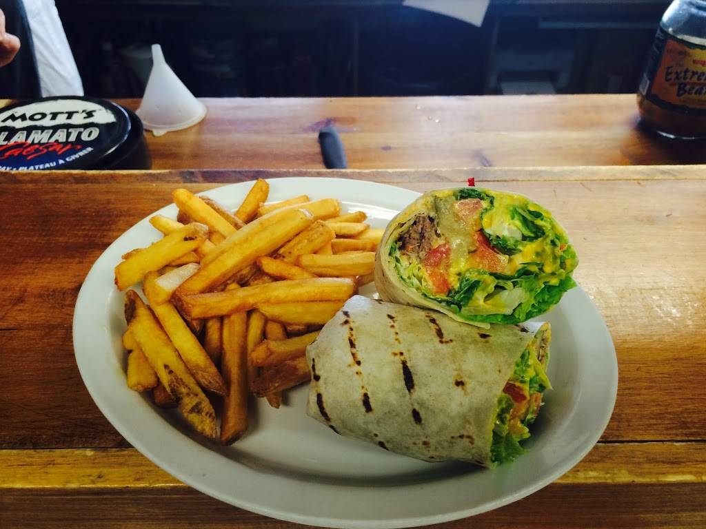 Coops Smokin Wing House | restaurant | 18077 Leslie St, Newmarket, ON L3Y 8T8, Canada | 9059538483 OR +1 905-953-8483