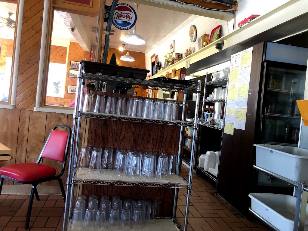 Your Towns Cafe | restaurant | 1720 N Texas St, Fairfield, CA 94533, USA | 7074231965 OR +1 707-423-1965