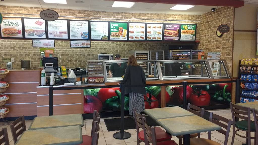Subway | restaurant | 3529 Lee Hwy, Greenville, VA 24440, USA | 5403373850 OR +1 540-337-3850