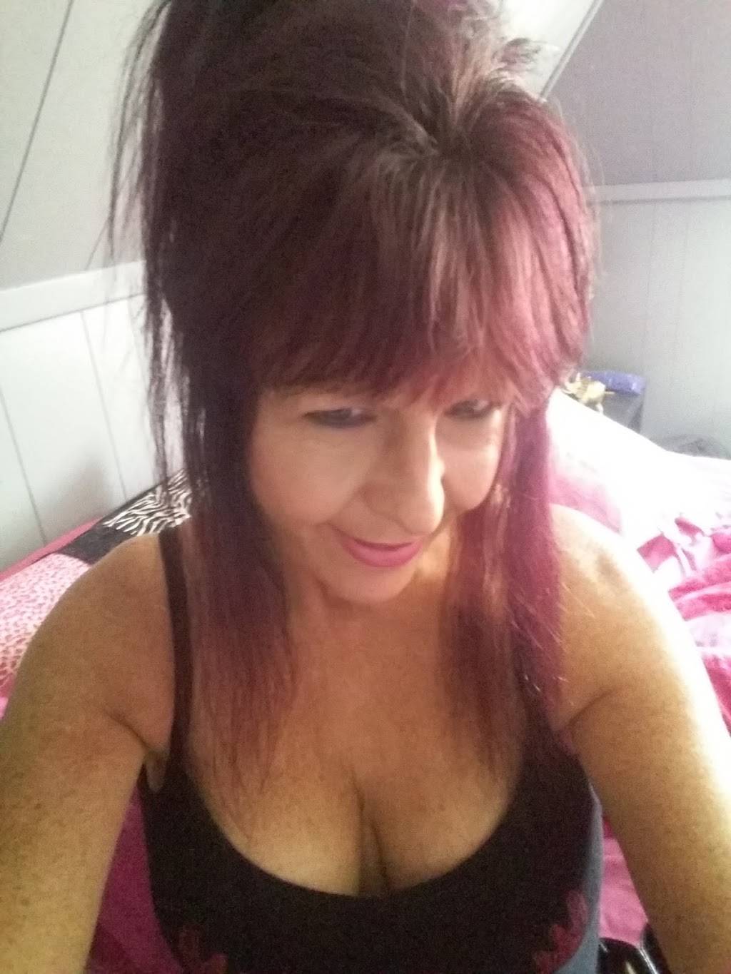 Eastown Bar & Grill | restaurant | 1142 Barton St E, Hamilton, ON L8H 2V1, Canada | 9055497917 OR +1 905-549-7917