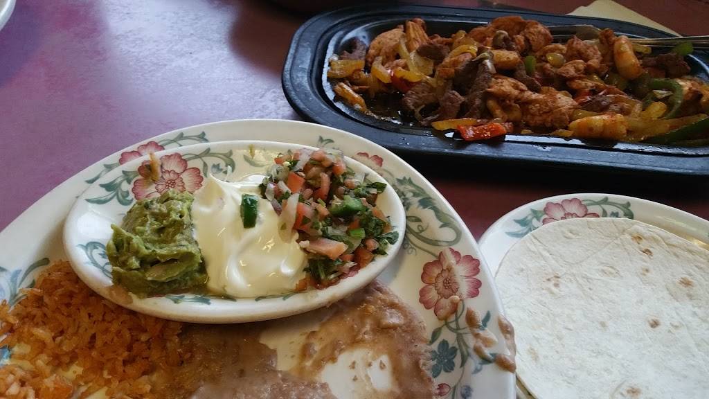 El Caporal Mexican Restaurant | restaurant | 33703 Redmond-Fall City Rd SE, Fall City, WA 98024, USA | 4252227322 OR +1 425-222-7322