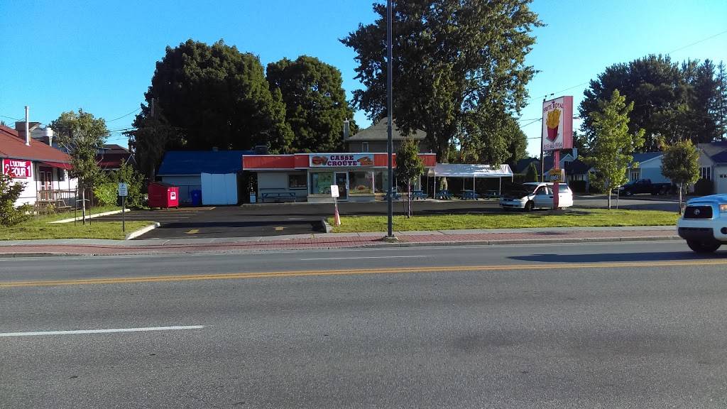 Casse Croute Frite Royal | restaurant | 253 Boulevard Maloney E, Gatineau, QC J8P 1C3, Canada | 8196639904 OR +1 819-663-9904