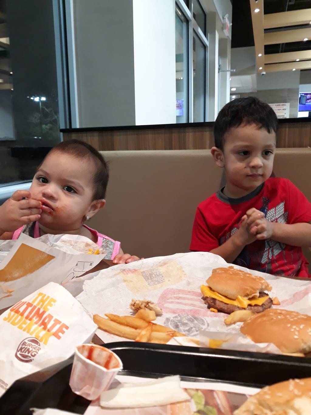 Burger King | restaurant | 105 Aldine Bender Rd, Houston, TX 77060, USA | 2816177661 OR +1 281-617-7661