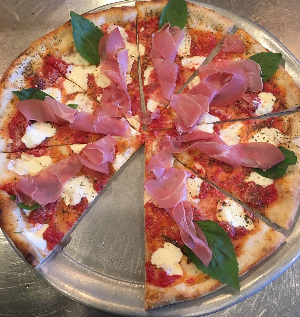 Ninos Pizzeria & Cucina | restaurant | 201 Mastic Beach Rd, Mastic Beach, NY 11951, USA | 6313990950 OR +1 631-399-0950