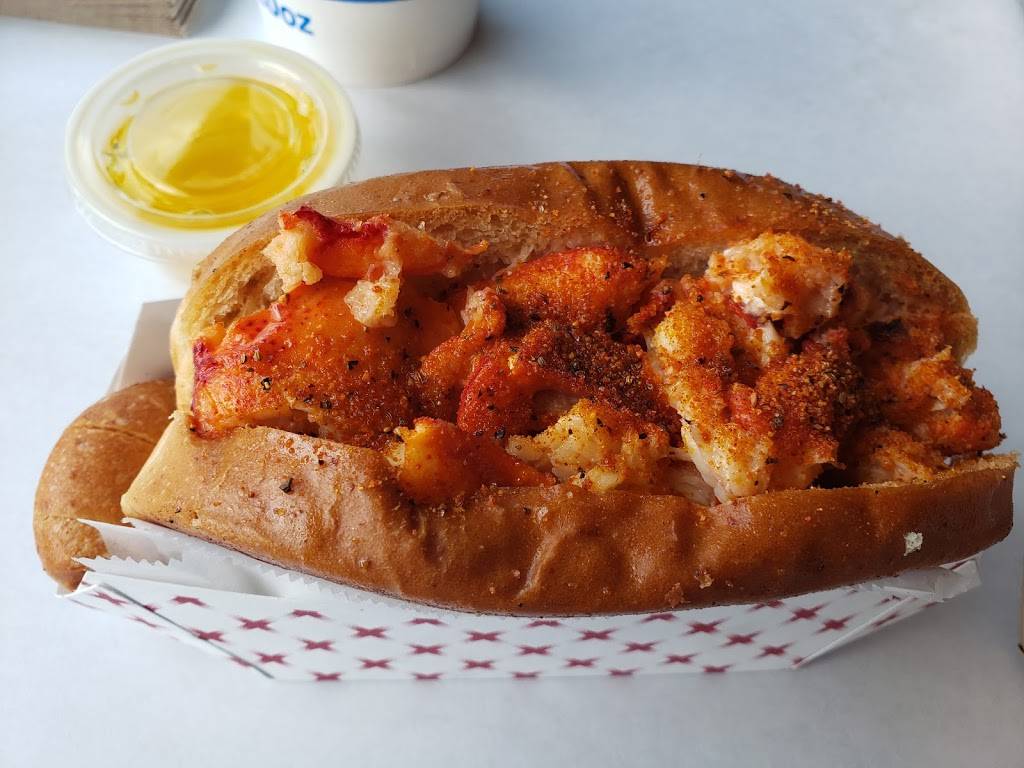 Just Beclaws | restaurant | 860 Broad St, Newark, NJ 07102, USA | 9737332226 OR +1 973-733-2226