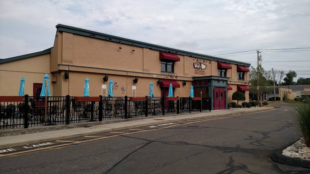 Wood-n-Tap | restaurant | 311 Boston Post Rd, Orange, CT 06477, USA | 2037999663 OR +1 203-799-9663