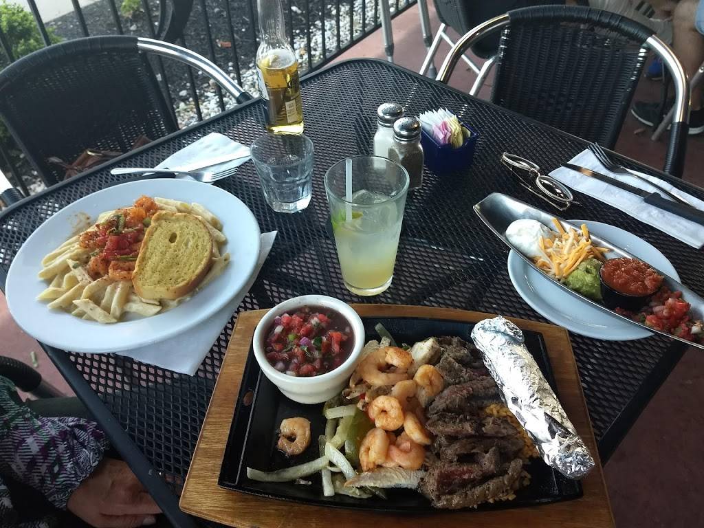 Chilis Grill & Bar | meal takeaway | 700 Ronald Reagan Dr, Evans, GA 30809, USA | 7068603464 OR +1 706-860-3464