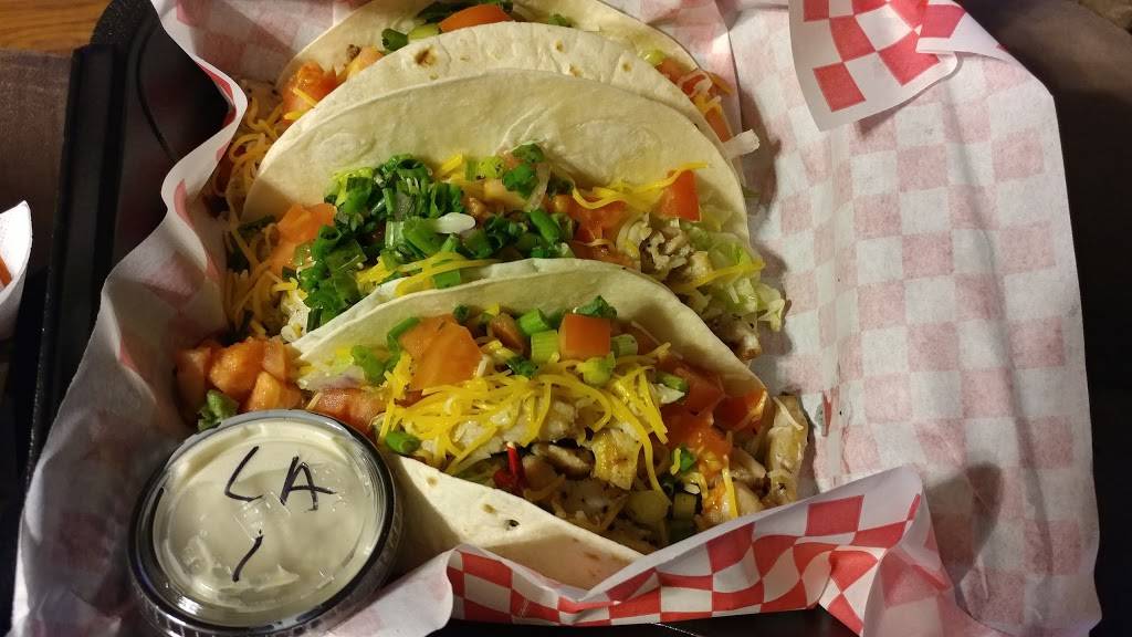 Tillies Tavern & Grill | restaurant | 31 E Magnolia Ave, Eustis, FL 32726, USA | 3526027929 OR +1 352-602-7929