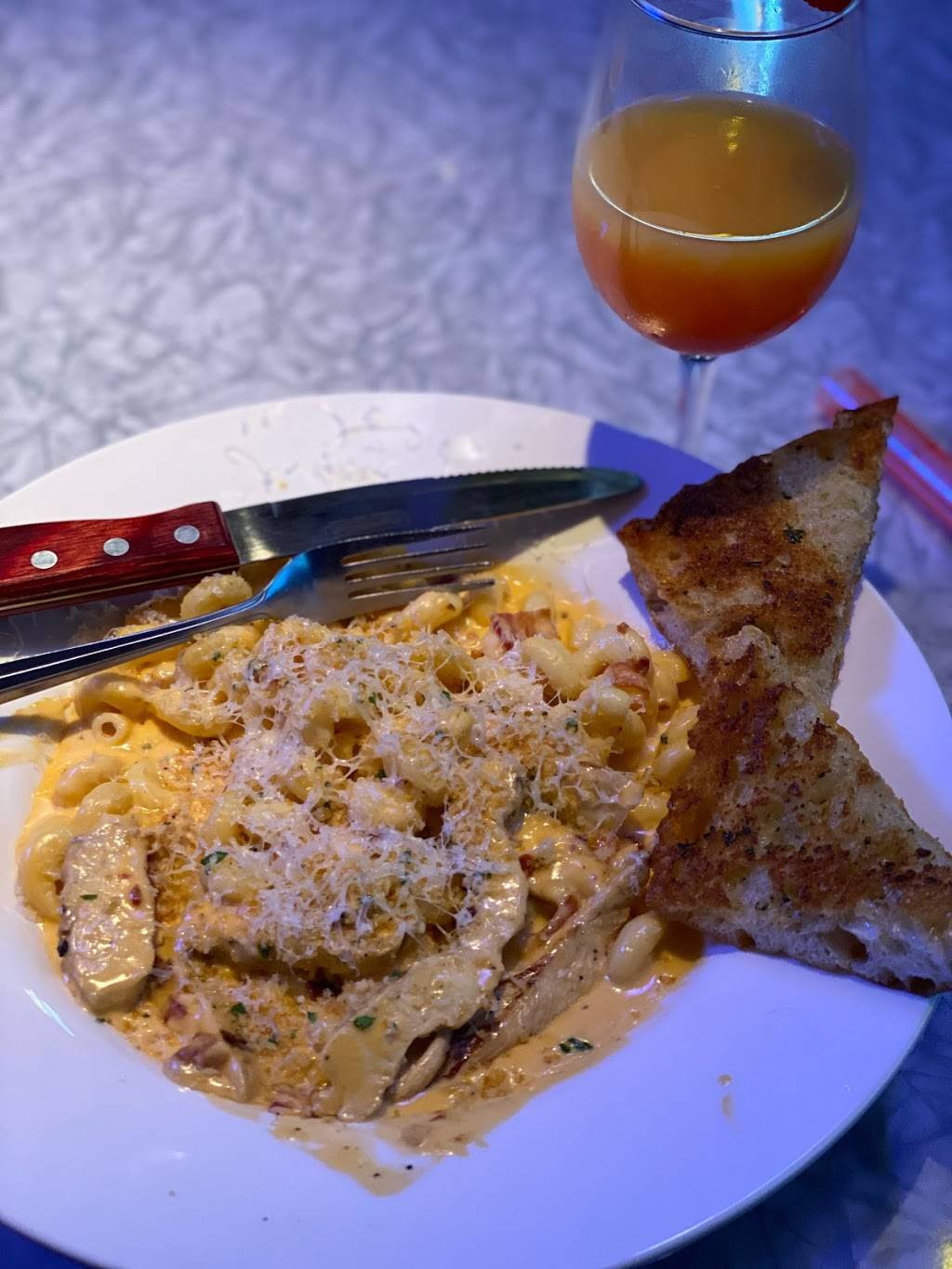 Bubbas 33 | restaurant | 4025 TX-121, The Colony, TX 75056, USA | 4693842470 OR +1 469-384-2470