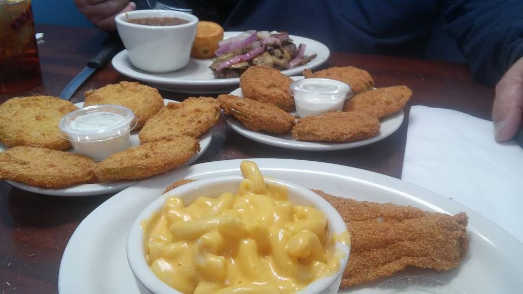 Broadway Pizza East | restaurant | 629 S Mendenhall Rd, Memphis, TN 38117, USA | 9012071546 OR +1 901-207-1546