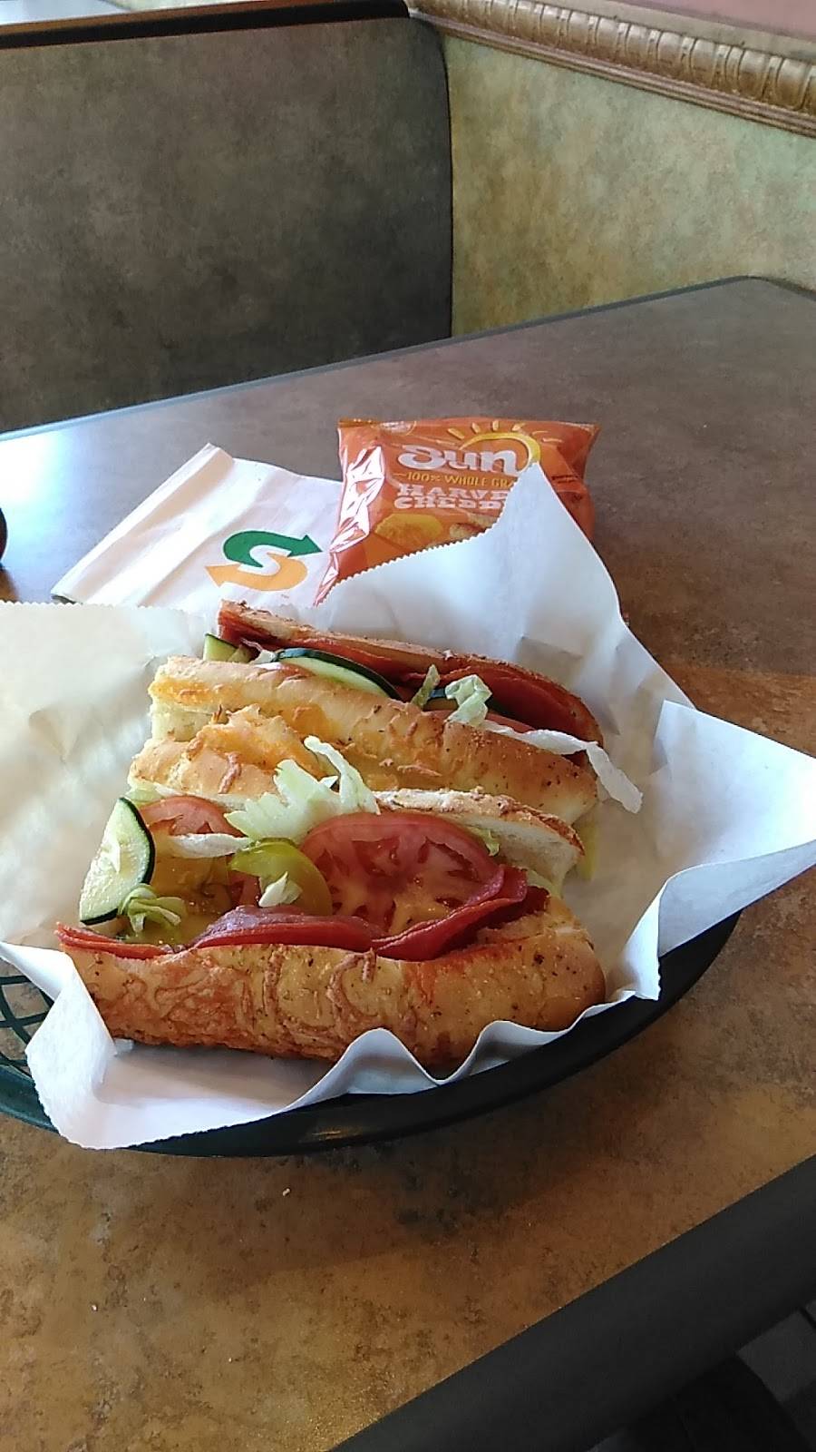 Subway Restaurants | restaurant | 9638 Potranco Rd, Potranco Shopping Ctr Ste 106, San Antonio, TX 78251, USA | 2106812463 OR +1 210-681-2463