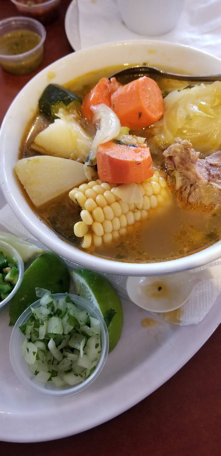 El Grullense | restaurant | 2525 El Camino Real, Redwood City, CA 94061, USA | 6503683172 OR +1 650-368-3172