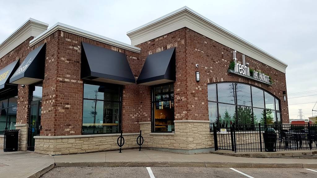 Freshii | restaurant | 646 Erb St W, Waterloo, ON N2T 2K8, Canada | 2266464562 OR +1 226-646-4562