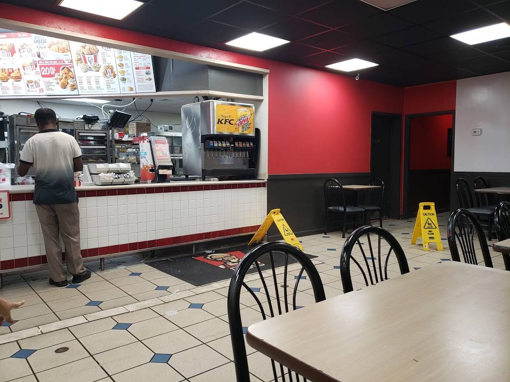 KFC | restaurant | 16215 NE 15th Ave, North Miami Beach, FL 33162, USA | 3059477056 OR +1 305-947-7056