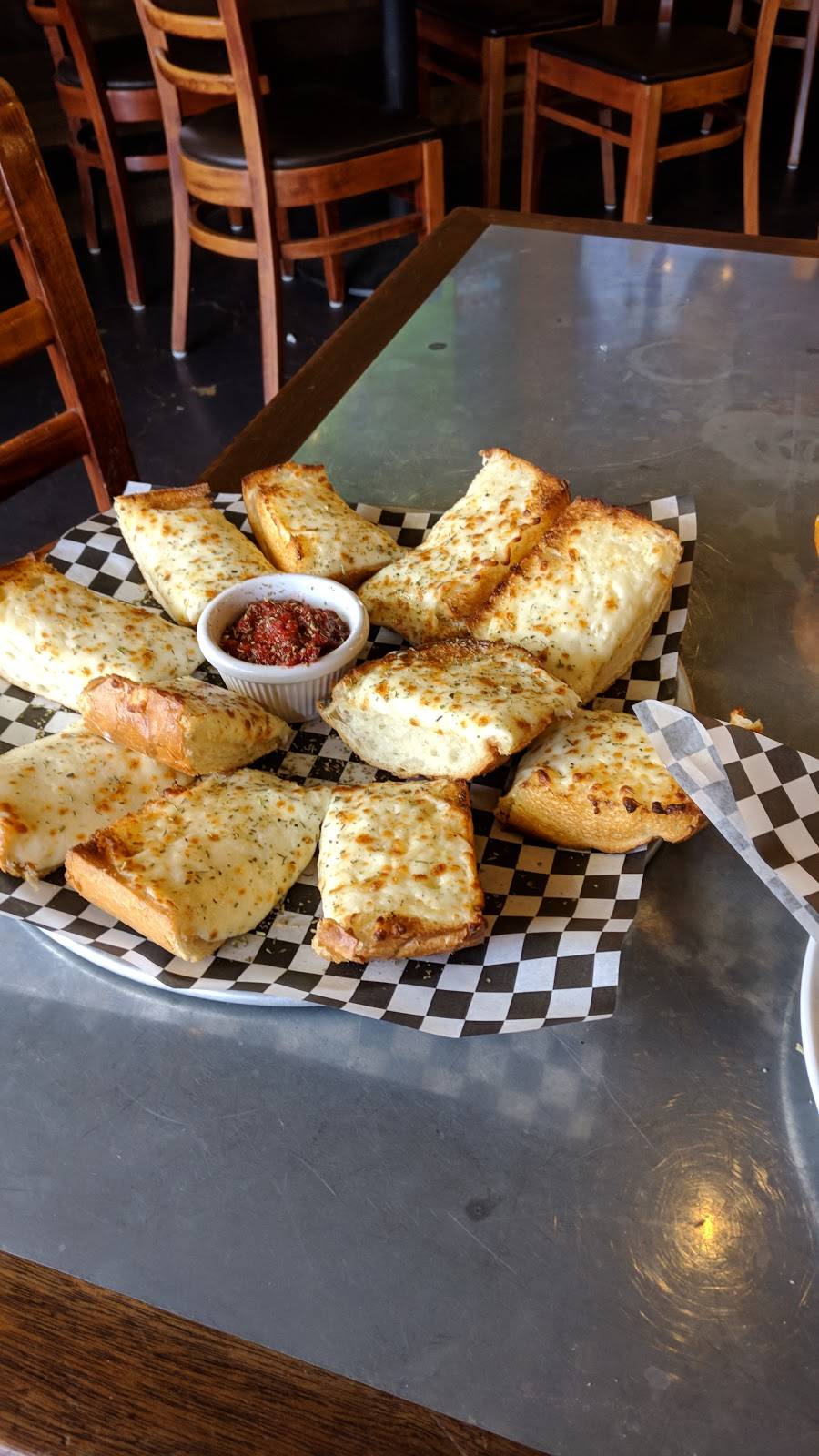 Hall Street Pizza Company | restaurant | 15917 SW Hall Blvd, Portland, OR 97224, USA | 5039682000 OR +1 503-968-2000