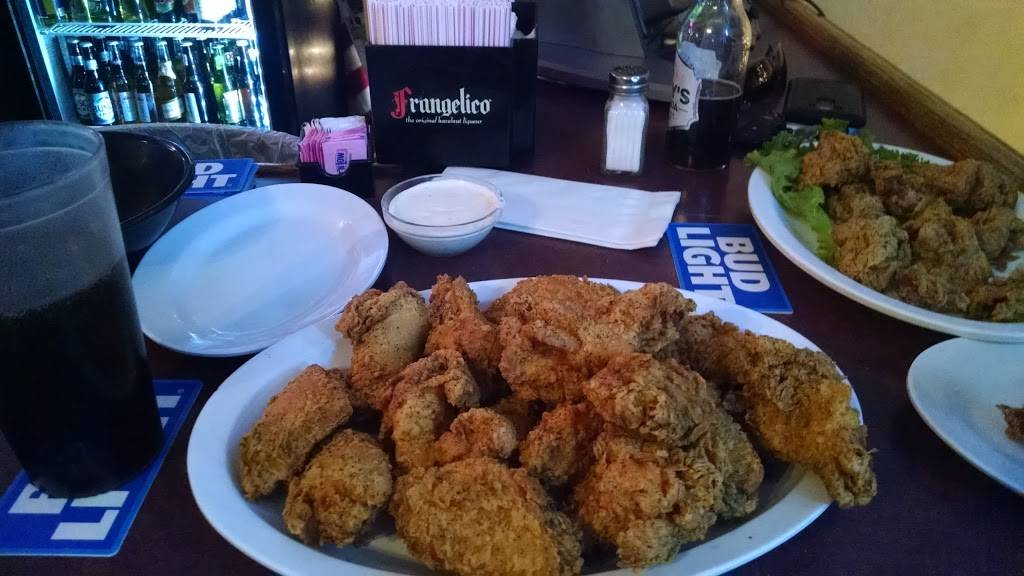 Boogies | restaurant | 2082 Vadalabene Dr, Maryville, IL 62062, USA | 6182882898 OR +1 618-288-2898