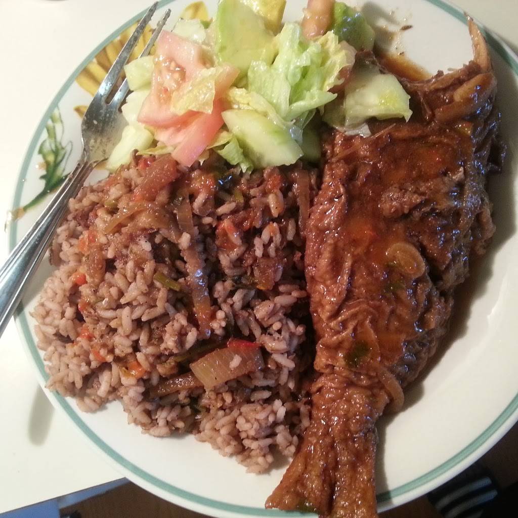 Mikes Caribbean Take Out | restaurant | 624 Morris Ave, Bronx, NY 10451, USA | 3475900333 OR +1 347-590-0333