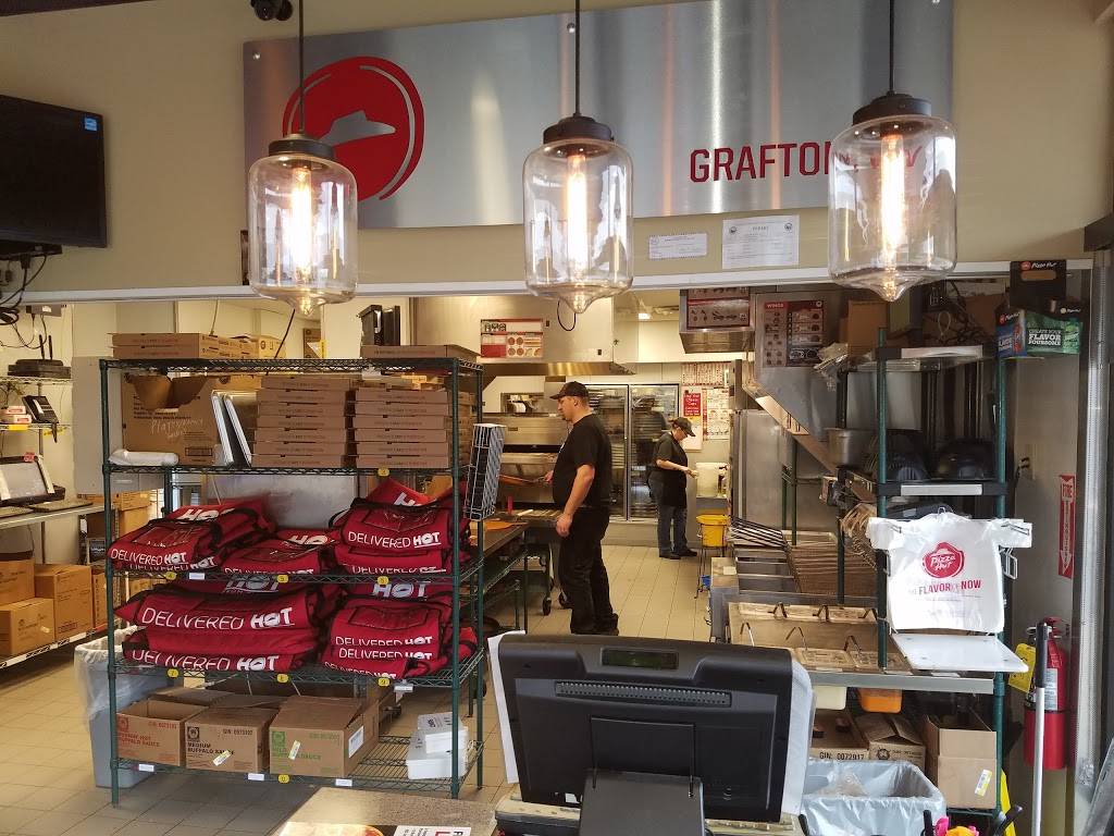 Pizza Hut | meal takeaway | 160 Victory Ave, Grafton, WV 26354, USA | 3042655545 OR +1 304-265-5545