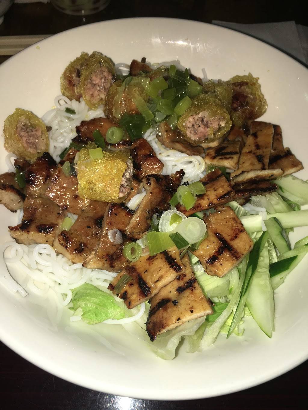 Thanh Huong | restaurant | 533 West Side Ave, Jersey City, NJ 07304, USA | 2013333030 OR +1 201-333-3030