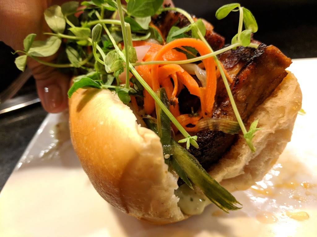 Namastay | restaurant | 247 S Sharon Amity Rd, Charlotte, NC 28211, USA | 9809994466 OR +1 980-999-4466