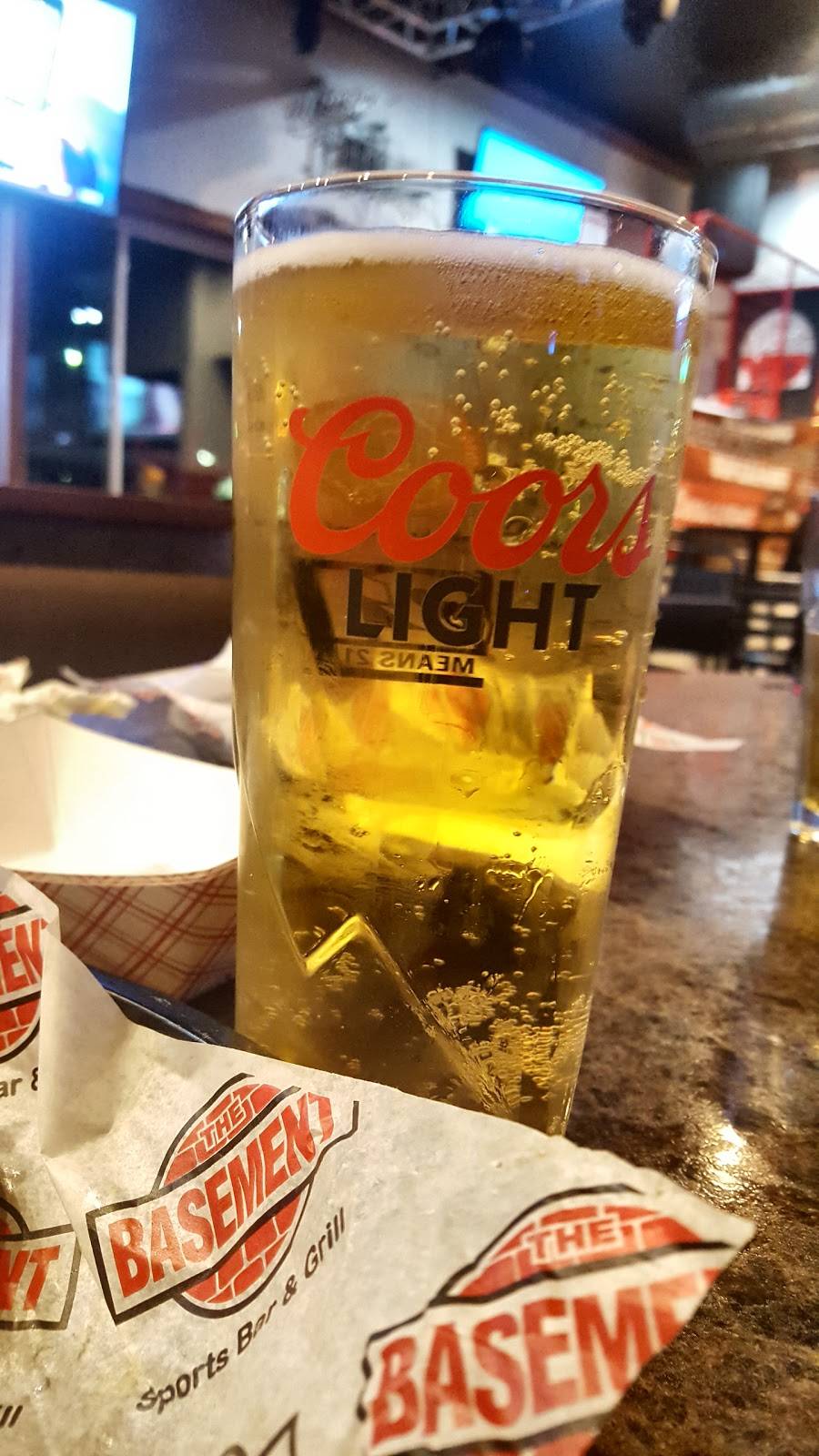 The Basement Sports Bar & Grill | restaurant | 480 W Aurora Rd, Northfield, OH 44067, USA | 3304682008 OR +1 330-468-2008