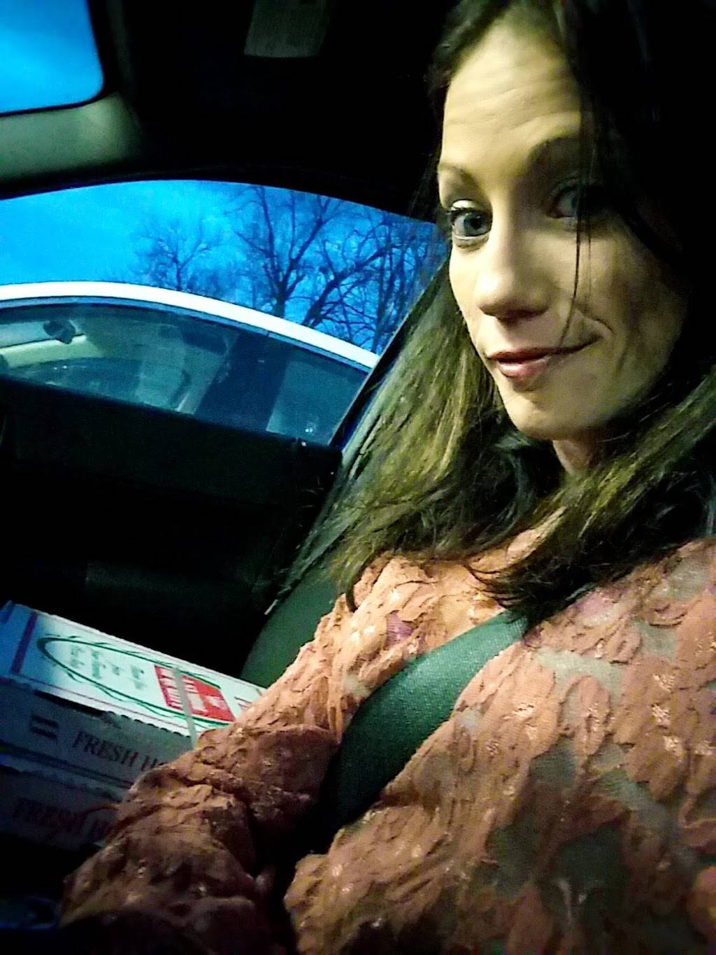 Anthonys Pizza | restaurant | 300 N Queen St, Martinsburg, WV 25401, USA | 3042626100 OR +1 304-262-6100